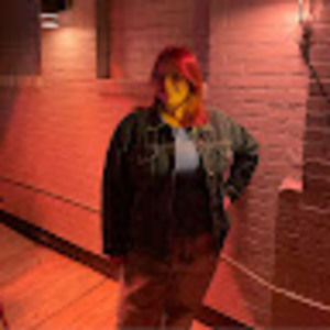 Meet your Posher, Michaela